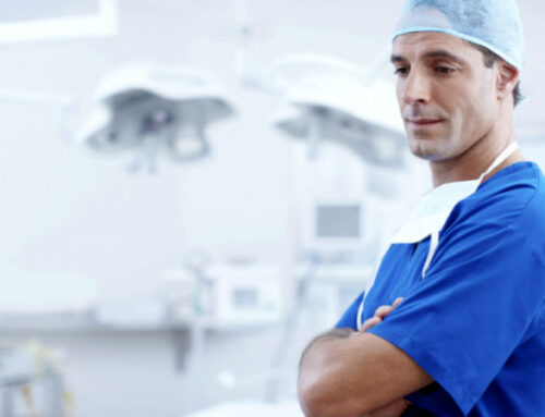 Governo mantém alterações ao regime dos médicos tarefeiros, apesar da contestação