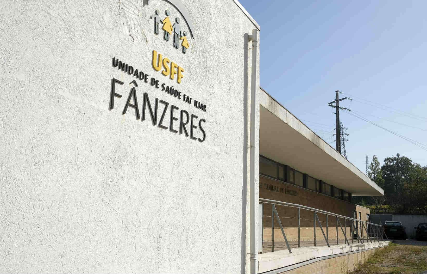SNS poupava mais de 100 milhões num ano se centros de saúde passassem a USF modelo B