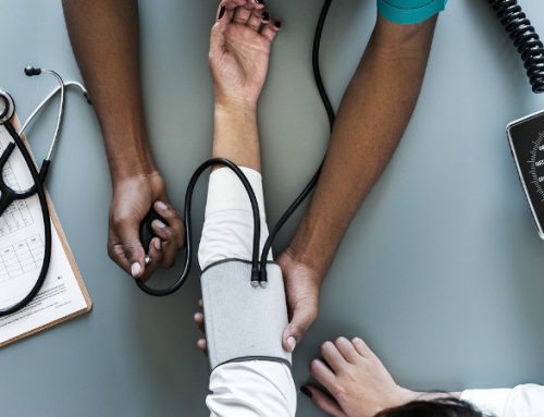  Parlamento aprova projeto de lei que alarga estágio dos médicos da CPLP