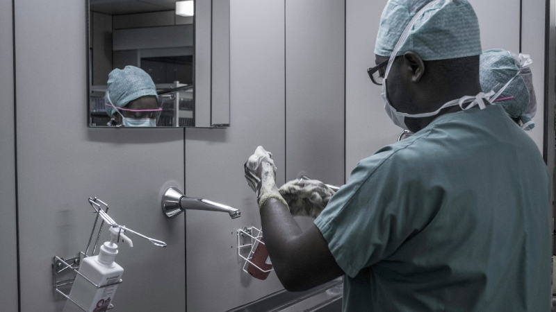 Portugal entre os países em que os profissionais de saúde mais lavam as mãos