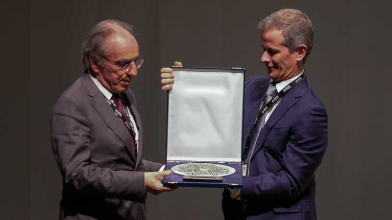 Armando Carvalho vence Prémio Nacional de Medicina Interna