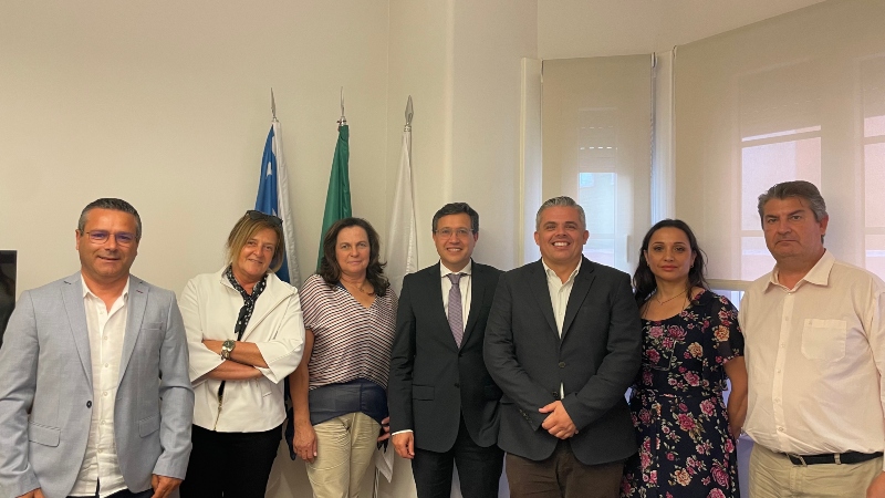 Enfermeiros dos hospitais privados com aumentos salariais de 100 euros