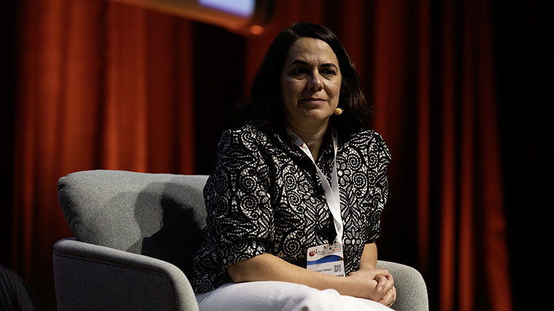 <i class="iconlock fa fa-lock fa-1x" aria-hidden="true" style="color:#e82d43;"></i> Questões éticas na consulta em Medicina Geral e Familiar