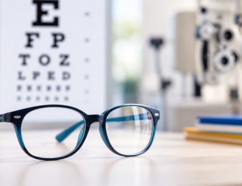  Lentes oftálmicas especiais reduzem a progressão da miopia infantil